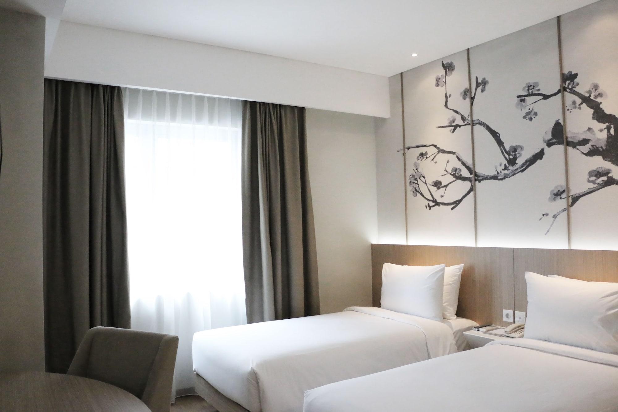 Hotel Santika Mega City Bekasi Buitenkant foto