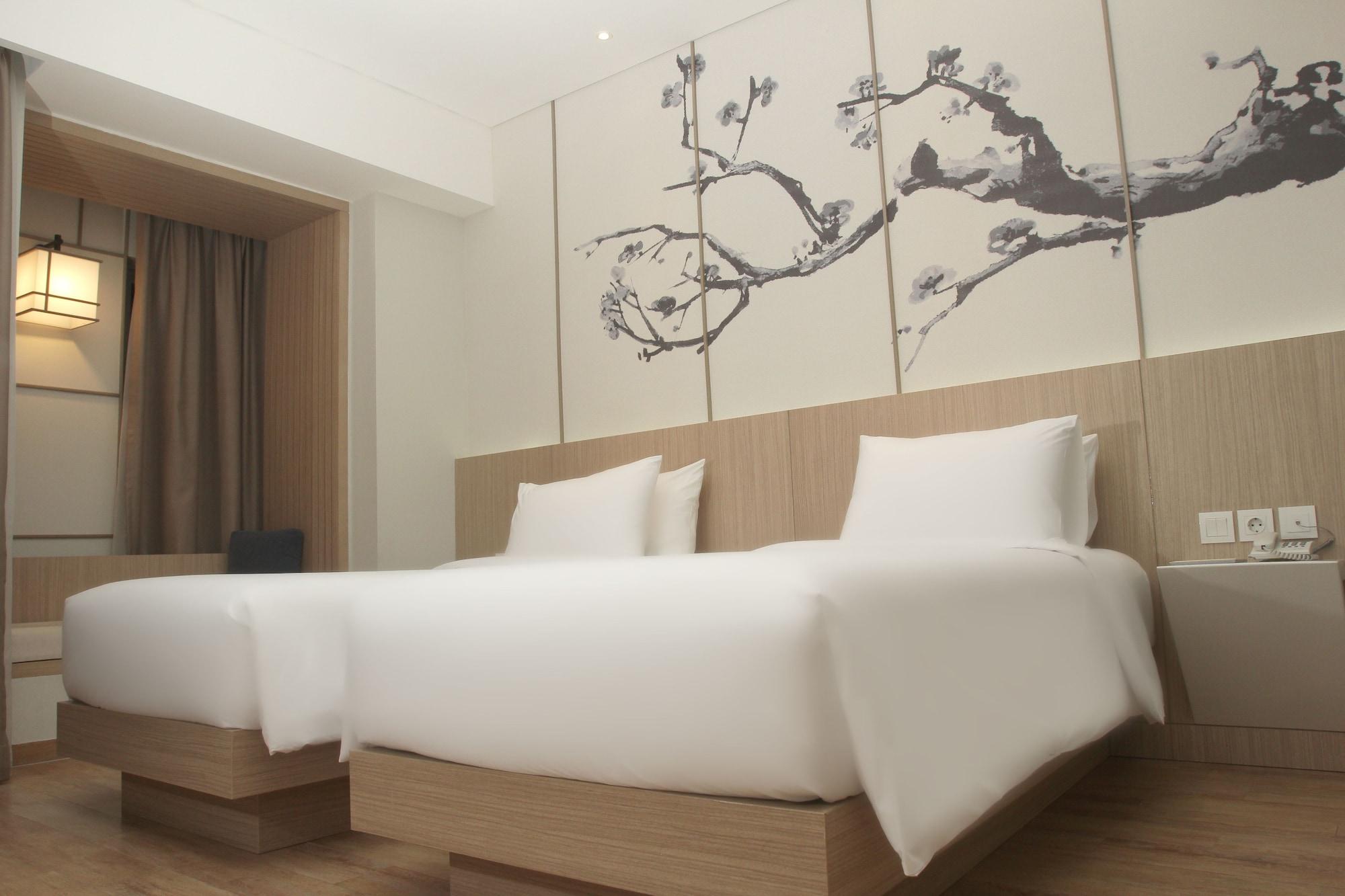 Hotel Santika Mega City Bekasi Buitenkant foto