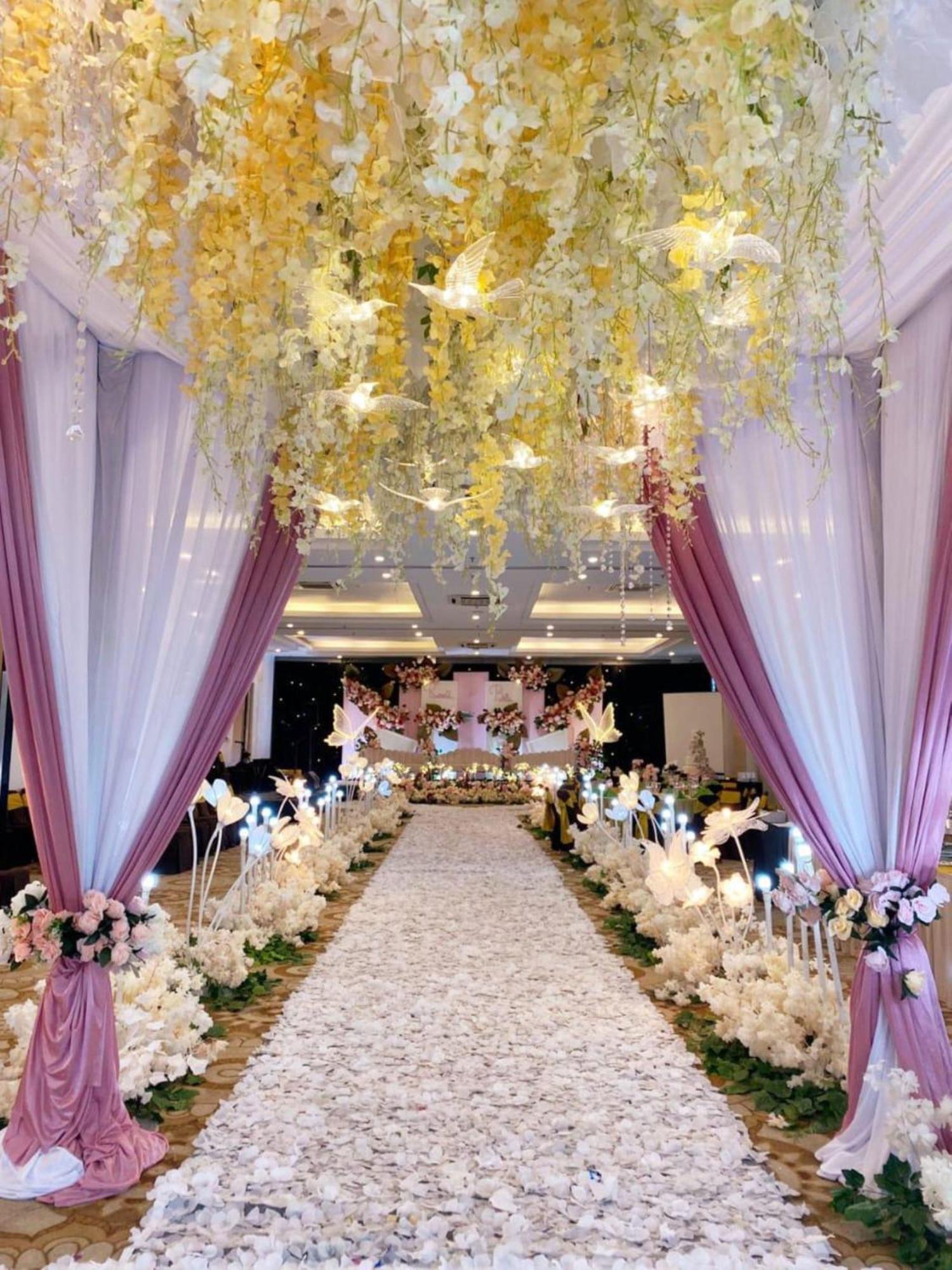 Hotel Santika Mega City Bekasi Buitenkant foto