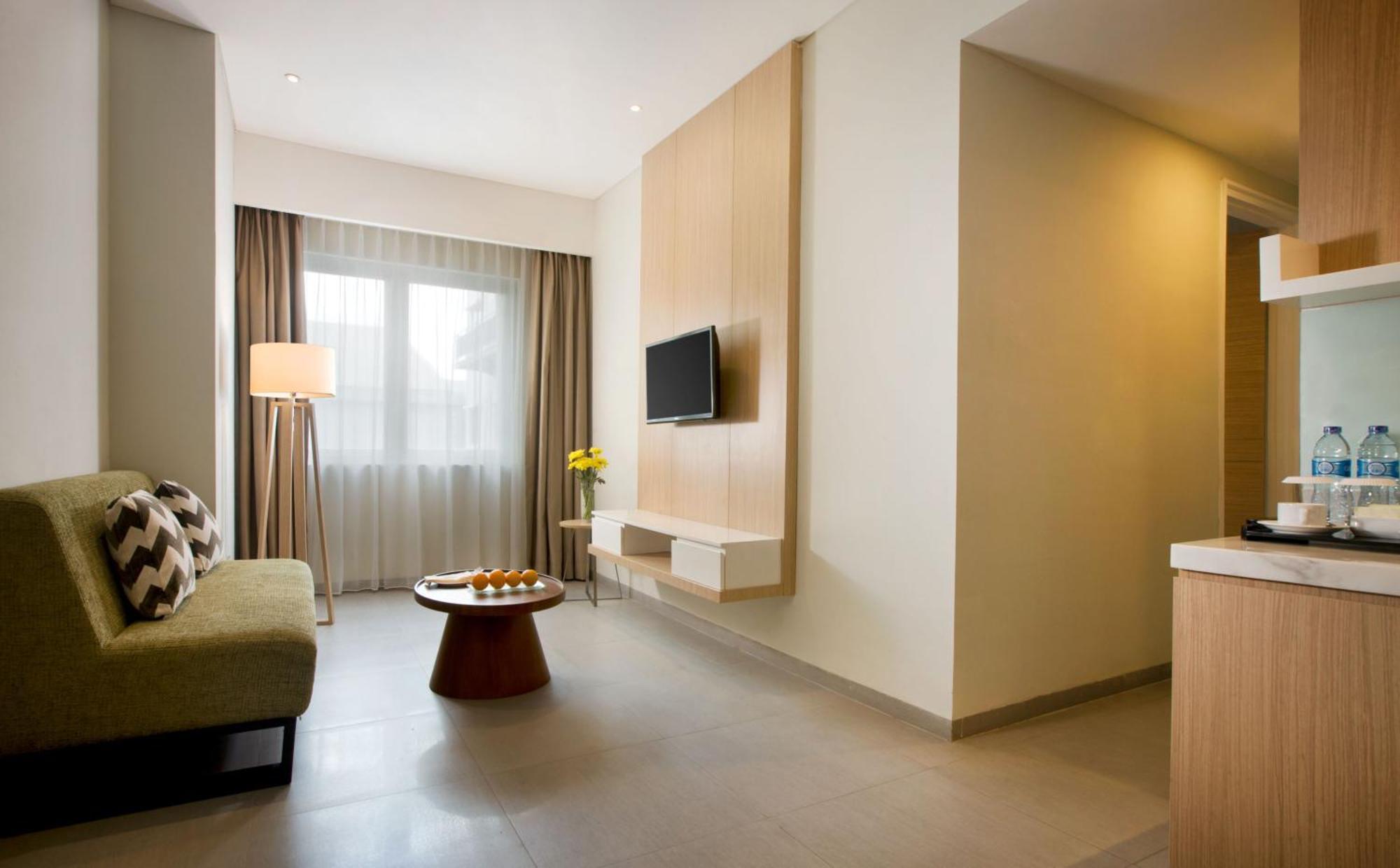Hotel Santika Mega City Bekasi Buitenkant foto